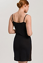 HANRO_241_W_Ultralight_Bodydress_071828_070019_045.jpg