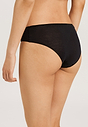 HANRO_241_W_Ultralight_MidiBriefs_071819_070019_045.jpg