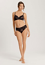 HANRO_242_W_Anais_UWireBra_070904_072199_060.jpeg