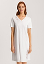 HANRO_242_W_AnneNW_SSLVNightdress100cm_074891_070102_040.jpeg