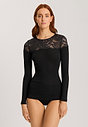 HANRO_242_W_Maria_LSLVShirt_070900_070924_040.jpeg