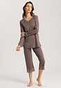 HANRO_242_W_MomentsNW_LSLVPajama_077041_072756_040.jpeg