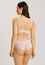 HANRO_242_W_Moments_SoftCupBra_071465_071347_045.jpeg