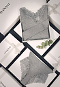 General view of a promotion item unisex model wearing HA pos  Box 1 PU (10 Pce)