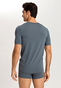 HANRO_251_M_NaturalFunction_SSLVShirtVNeck_073185_072584_045.jpg