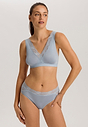 HANRO_251_W_CottonDelight_SoftCupBra_071838_072622_040.jpg
