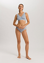 HANRO_251_W_CottonDelight_SoftCupBra_071838_072622_060.jpg