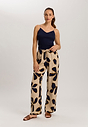 HANRO_251_W_CottonSeamless_SpaghettiTop_071601_073067_060.jpg