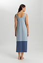 HANRO_251_W_Laura_SleevelessNightdress130cm_074261_072622_045.jpg