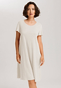 HANRO_251_W_Serena_SSLVNightdress100cm_074792_072123_040.jpg