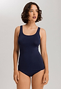 HANRO_251_W_TouchFeeling_TankTop_071814_071610_040.jpg
