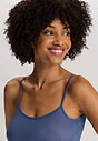 HANRO_251_W_Ultralight_SpaghettiTop_071820_072642_090.jpg