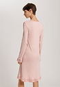 HANRO_252_W_Claire_LSLVNightdress100cm_074768_071359_045.jpg