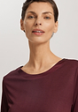 HANRO_252_W_GrandCentral_LSLVNightdress100cm_077339_072421_090.jpg