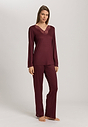 HANRO_252_W_LilithNW_LSLVPajama_074781_072421_040.jpg