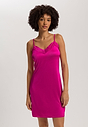 HANRO_252_W_Lilith_Negligee90cm_070838_071370_040.jpg