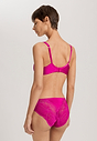 HANRO_252_W_Lilith_UWireBra_070836_071370_045.jpg
