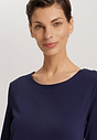 HANRO_252_W_Malena_LSLVNightdress100cm_074764_072624_090.jpg