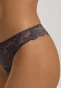 HANRO_252_W_Moments_Thong_071507_072183_090.jpg