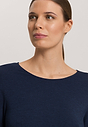 HANRO_252_W_NaturalElegance_LSLVPajama_074951_071610_090.jpg