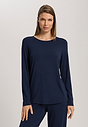 HANRO_252_W_NaturalElegance_LSLVShirt_074948_071610_040.jpg