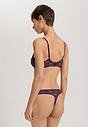 HANRO_252_W_Ruby_UWireBra_070853_072431_045.jpg