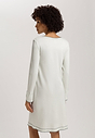 HANRO_252_W_Una_LSLVNightdress100cm_074772_072707_045.jpg