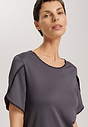 HANRO_252_W_Una_SSLVNightdress90cm_074771_072183_090.jpg