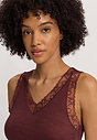 HANRO_252_W_WoolenLace_TankTop_070828_072421_090.jpg