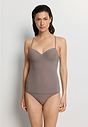 HANRO_261_W_Allure_PaddedBraCamisole_071462_073083_040.jpeg