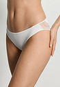 HANRO_261_W_Cira_MiniBriefs_070792_070102_040.jpeg