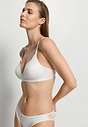 HANRO_261_W_Cira_PadddedBra_070789_070102_090.jpeg
