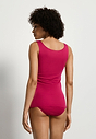 HANRO_261_W_CottonSeamless_TankTop_071604_072465_045.jpeg