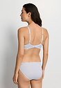 HANRO_261_W_Moments_PaddedBra_071503_072581_045.jpeg