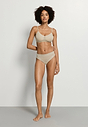 HANRO_261_W_Orea_SoftCupBra_070807_072661_060.jpeg