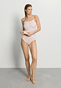 HANRO_261_W_Ultralight_SpaghettiTop_071820_071347_060.jpeg