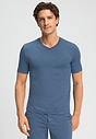 Front view of a men model wearing HA tanzanite melange modal/viscose/tencel S/SLV Shirt V-Neck