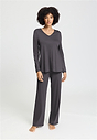 Front view of a women model wearing HA boulevard cotton L/SLV Pajama