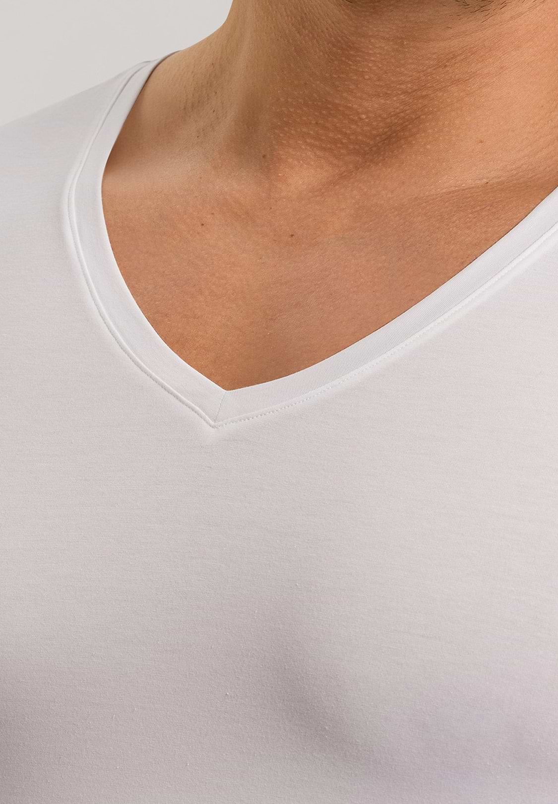 HANRO Men's Tops & Shirts – Premium Comfort