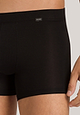 HANRO_B_M_NaturalFunction_Shortlegpants_073182_072197_090.jpg