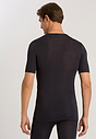 HANRO_B_M_WoolenSilk_SSLVShirt_073401_070176_045.jpg