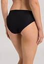 HANRO_B_W_Allure_MidiBriefs_071457_070199_045.jpg