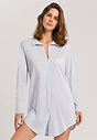 HANRO_B_W_CottonDeluxe_LSLVNightdress_077958_070511_040.jpg