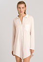 HANRO_B_W_CottonDeluxe_LSLVNightdress_077958_071334_040.jpg