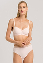 HANRO_B_W_CottonLace_LightPaddedBra_072433_071381_040.jpg