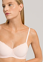 HANRO_B_W_CottonLace_LightPaddedBra_072433_071381_090.jpg