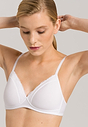 HANRO_B_W_CottonLace_LightPaddedSoftCupBra_072432_070101_090.jpg