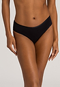 HANRO_B_W_CottonSeamless_MidiBriefs_071626_070019_040.jpg