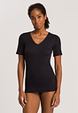 HANRO_B_W_CottonSeamless_SSLVShirt_071603_070019_040.jpg