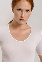 HANRO_B_W_CottonSeamless_SSLVShirt_071603_070101_090.jpg